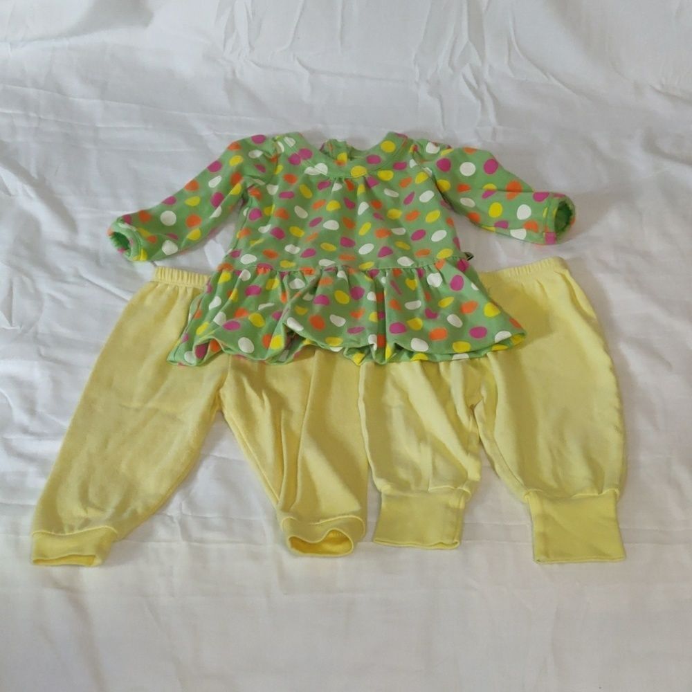 Mixed Winter Bundle‎ with Top & 2 Bottoms!
